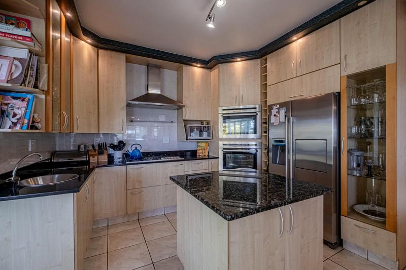 5 Bedroom Property for Sale in Linkside Eastern Cape